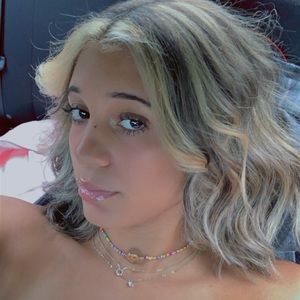 Meet your Posher, Sierah